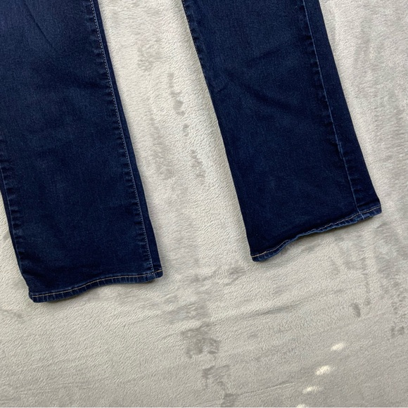 Levi’s 715 Bootcut Dark Wash Jeans. Women’s Size 28. - Picture 5 of 7